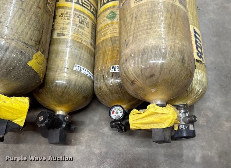 image for item EU5357 (14) MSA oxygen tanks