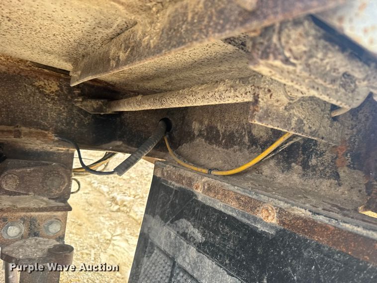 image for item EU6242 2004 Western Star dump truck