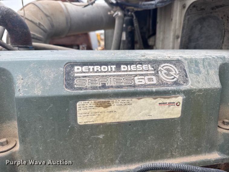 image for item EU6242 2004 Western Star dump truck