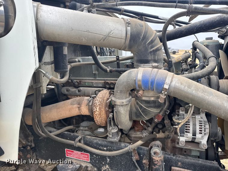 image for item EU6242 2004 Western Star dump truck