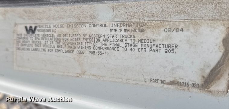 image for item EU6242 2004 Western Star dump truck