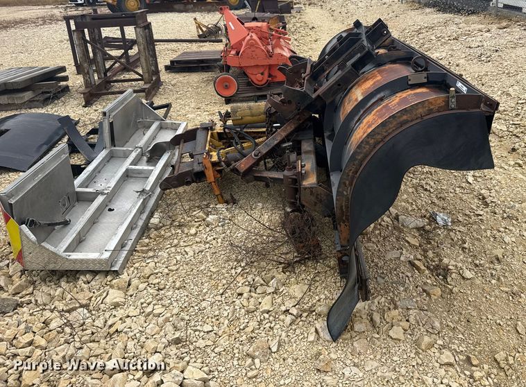 image for item EU6243 11' W snow plow 