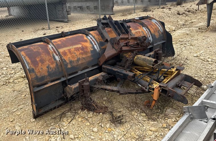 image for item EU6243 11' W snow plow 