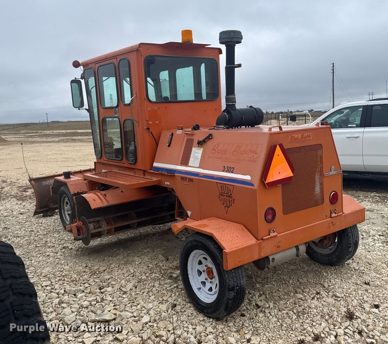 image for item EU6246 Broce Broom RJT 350 broom