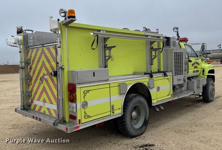 image for item EU6249 2002 GMC C8500 fire truck