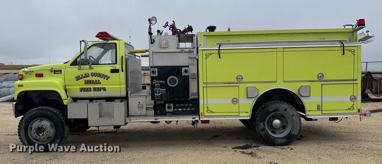 image for item EU6249 2002 GMC C8500 fire truck