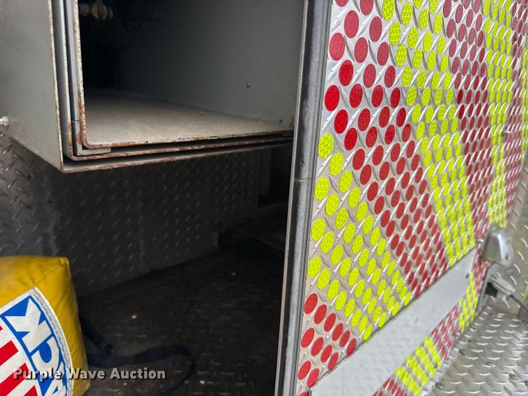 image for item EU6249 2002 GMC C8500 fire truck