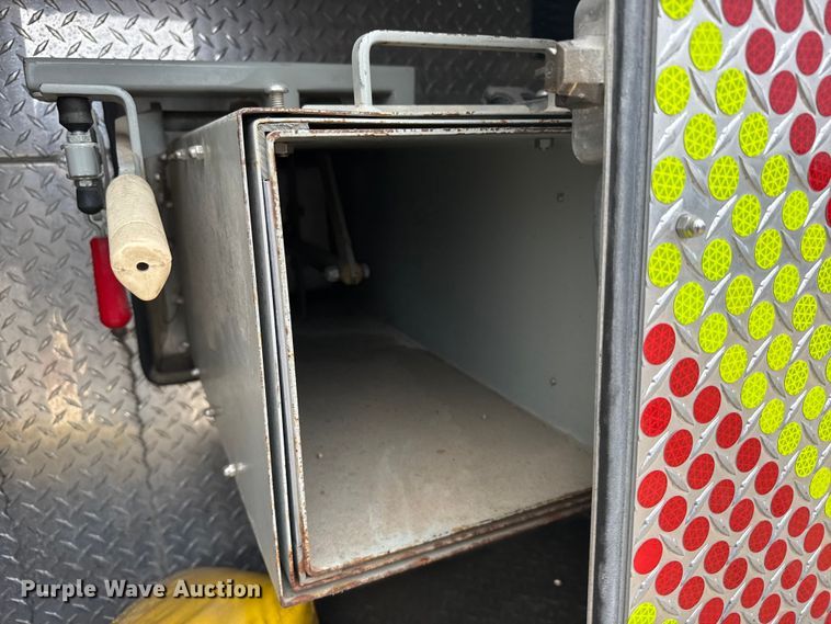 image for item EU6249 2002 GMC C8500 fire truck