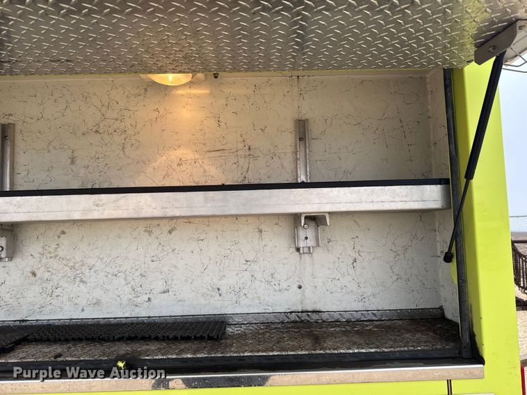 image for item EU6249 2002 GMC C8500 fire truck