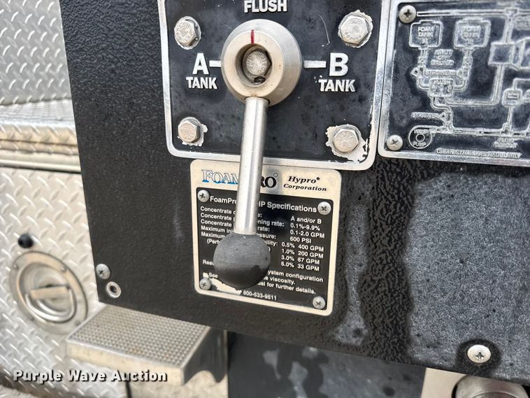 image for item EU6249 2002 GMC C8500 fire truck