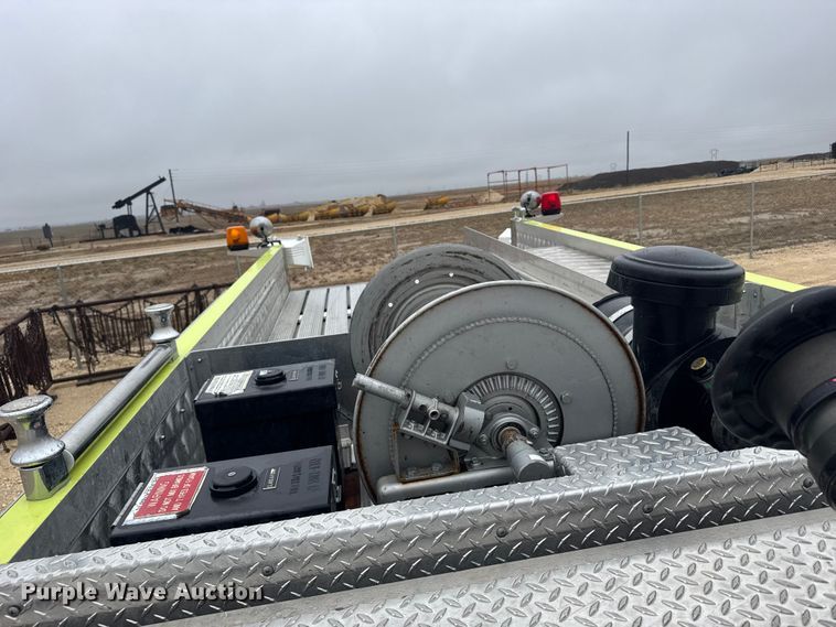 image for item EU6249 2002 GMC C8500 fire truck