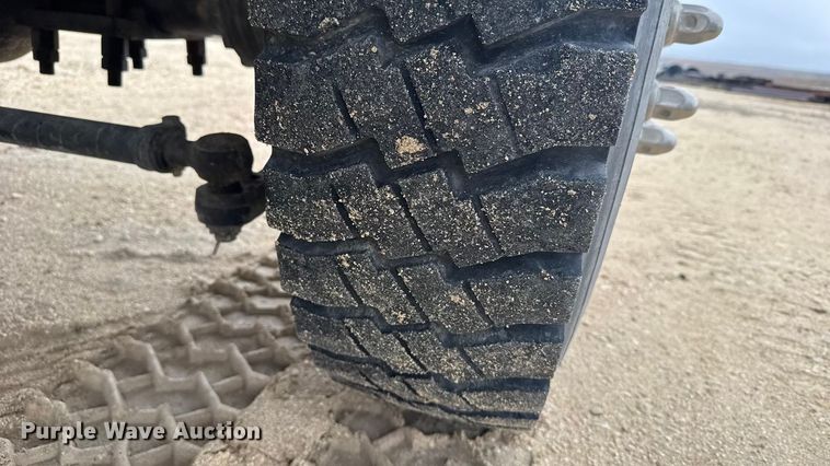 image for item EU6249 2002 GMC C8500 fire truck