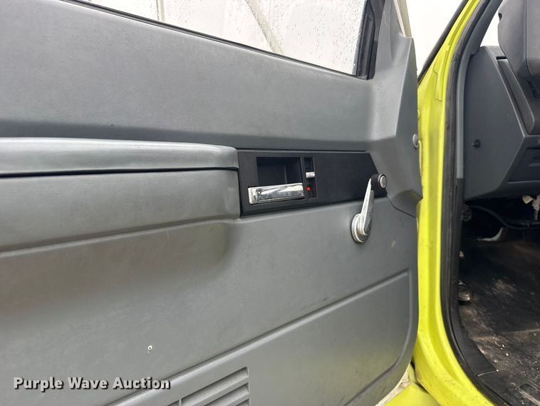 image for item EU6249 2002 GMC C8500 fire truck