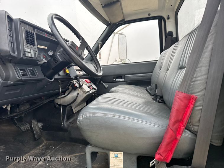 image for item EU6249 2002 GMC C8500 fire truck