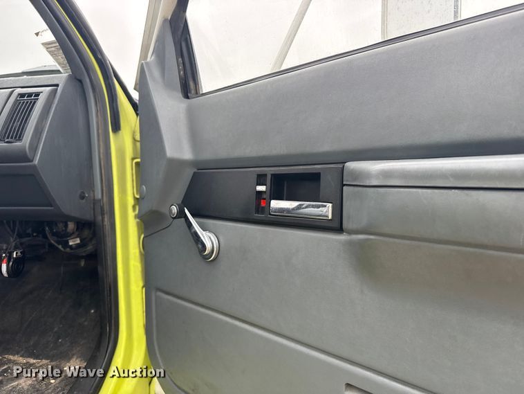 image for item EU6249 2002 GMC C8500 fire truck