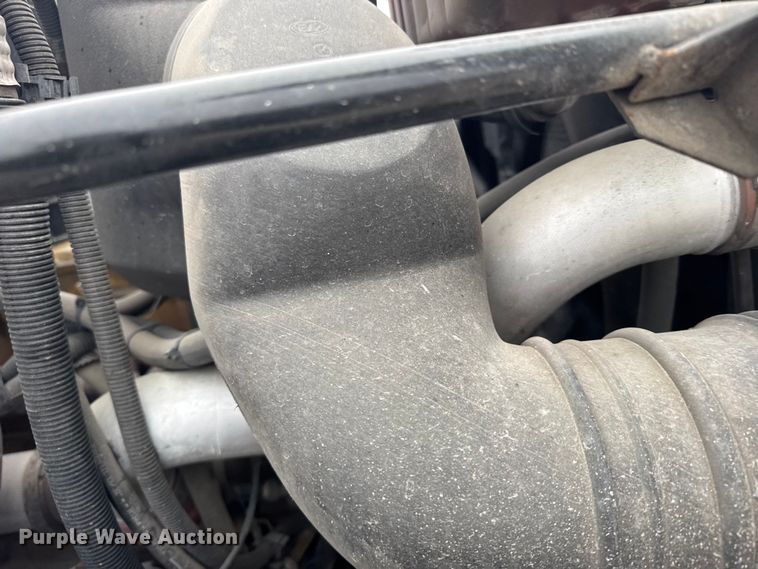 image for item EU6249 2002 GMC C8500 fire truck