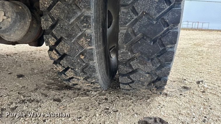 image for item EU6249 2002 GMC C8500 fire truck