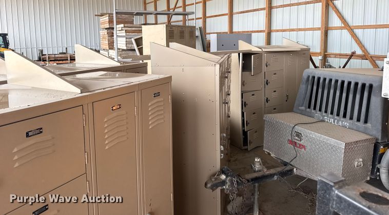 image for item EU6250 8 lockers