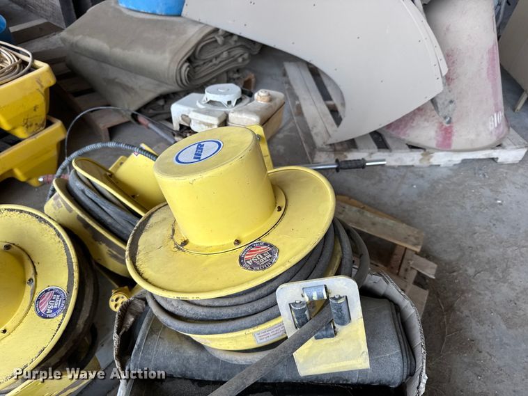 image for item EU6251 Post hole machine