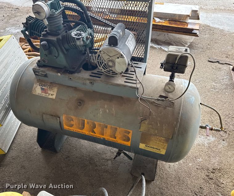 image for item EU6252 Air compressor and welder