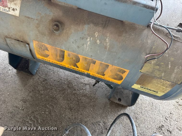 image for item EU6252 Air compressor and welder