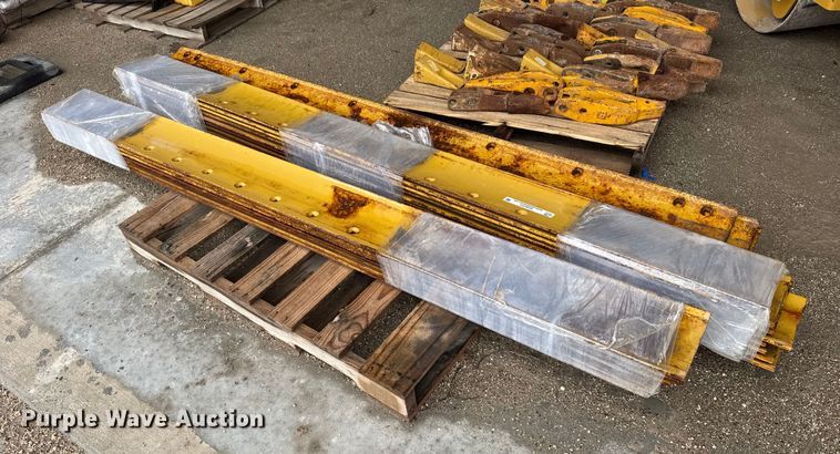 image for item EU6253 (22) motor grader parts