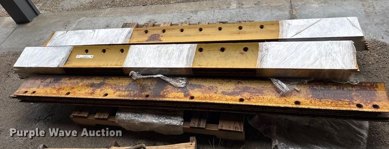 image for item EU6253 (22) motor grader parts