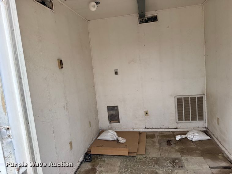 image for item EU6257 Shed