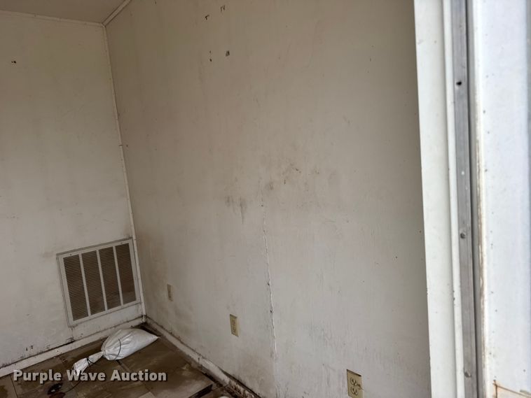 image for item EU6257 Shed