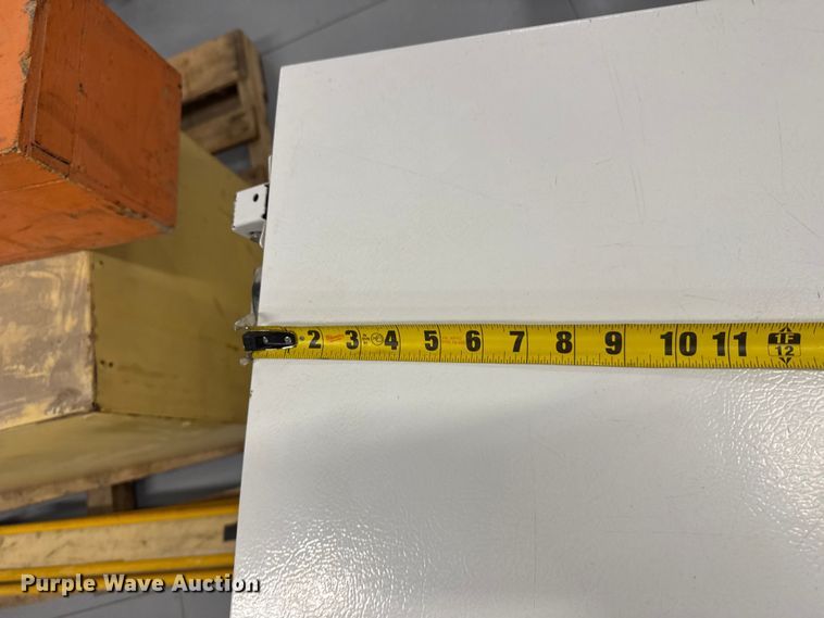 image for item EU6259 Chest freezer