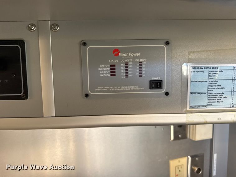 image for item EU6283 2001 Ford E450 Super Duty ambulance