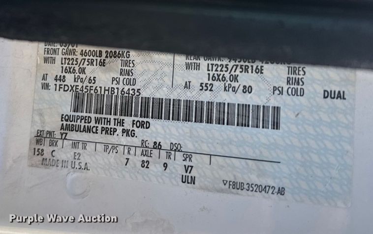 image for item EU6283 2001 Ford E450 Super Duty ambulance