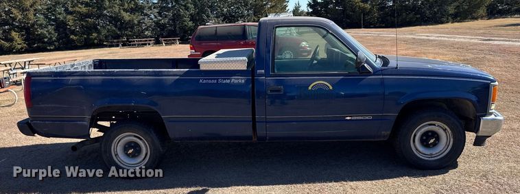 image for item EU6287 1994 Chevrolet C2500 pickup truck