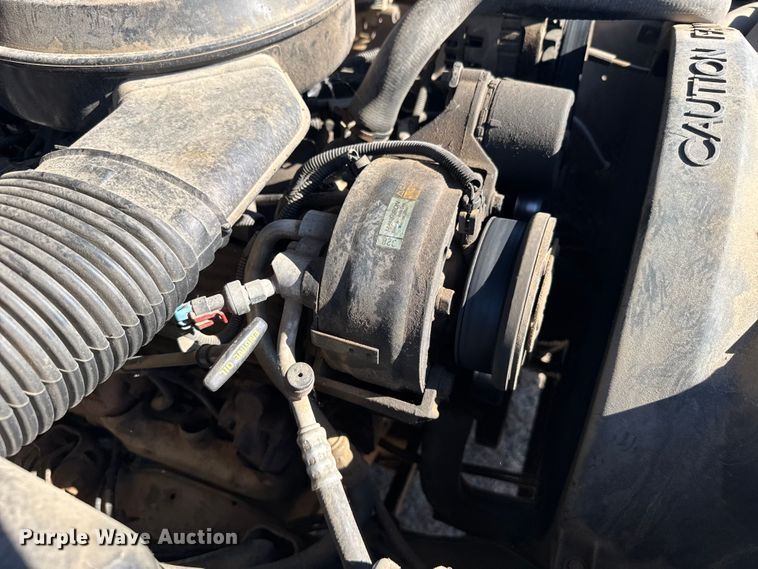 image for item EU6287 1994 Chevrolet C2500 pickup truck