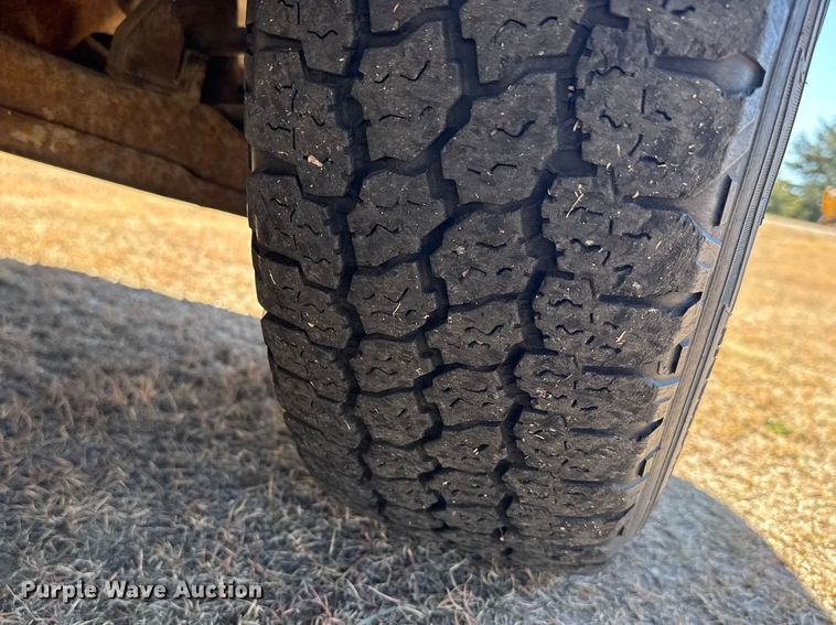 image for item EU6287 1994 Chevrolet C2500 pickup truck