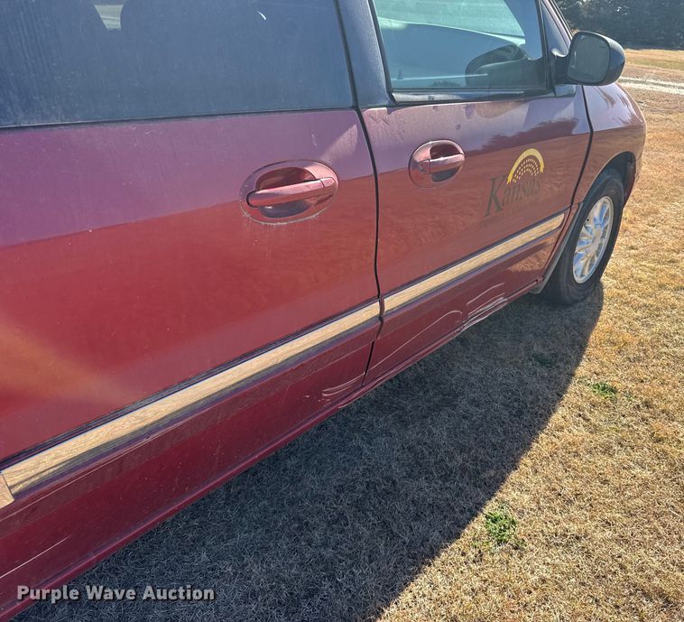 image for item EU6288 1999 Ford Windstar van