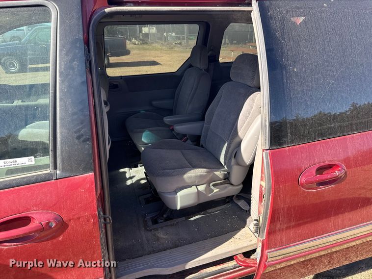 image for item EU6288 1999 Ford Windstar van