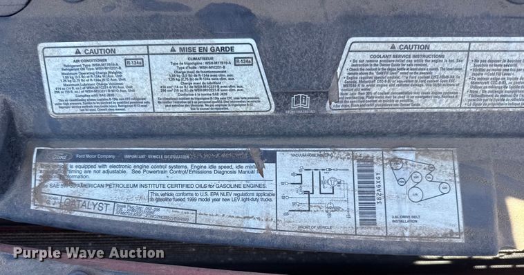 image for item EU6288 1999 Ford Windstar van