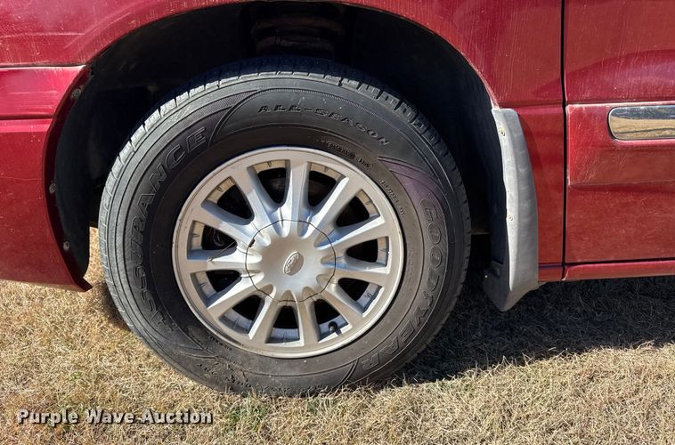 image for item EU6288 1999 Ford Windstar van