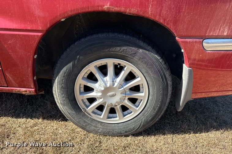 image for item EU6288 1999 Ford Windstar van