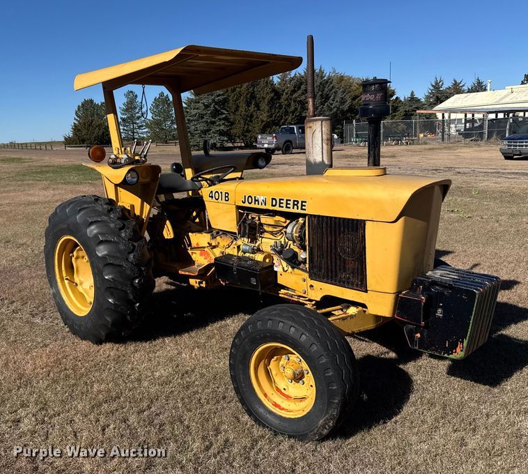 image for item EU6289 John Deere 401B tractor