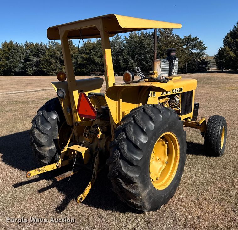 image for item EU6289 John Deere 401B tractor