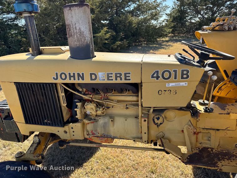 image for item EU6289 John Deere 401B tractor