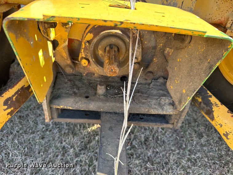 image for item EU6289 John Deere 401B tractor