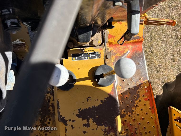 image for item EU6289 John Deere 401B tractor