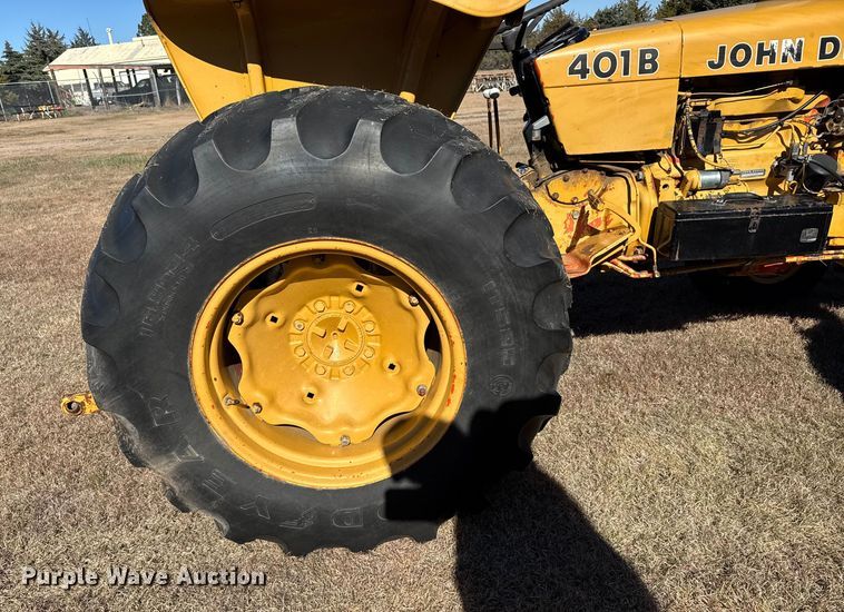 image for item EU6289 John Deere 401B tractor