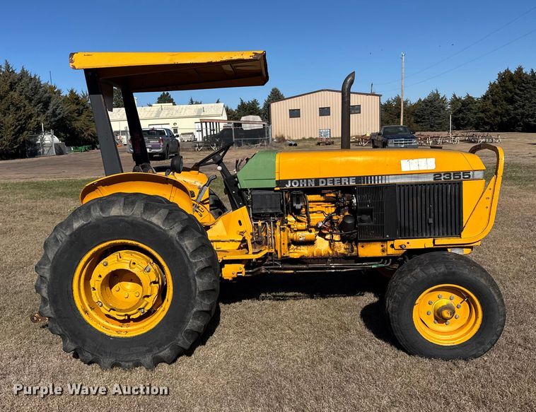 image for item EU6290 1990 John Deere 2355 tractor