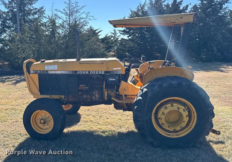 image for item EU6290 1990 John Deere 2355 tractor