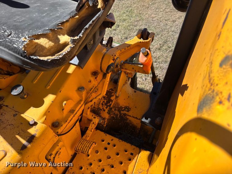 image for item EU6290 1990 John Deere 2355 tractor