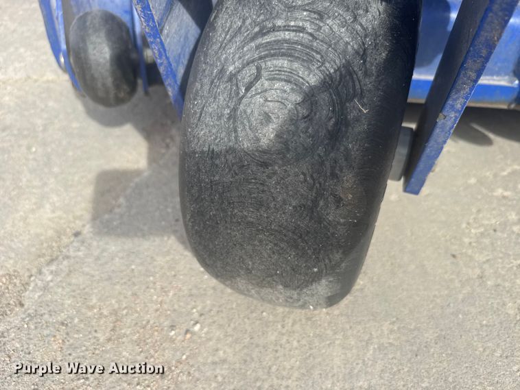 image for item EU6296 Dixon DX200 ZTR lawn mower